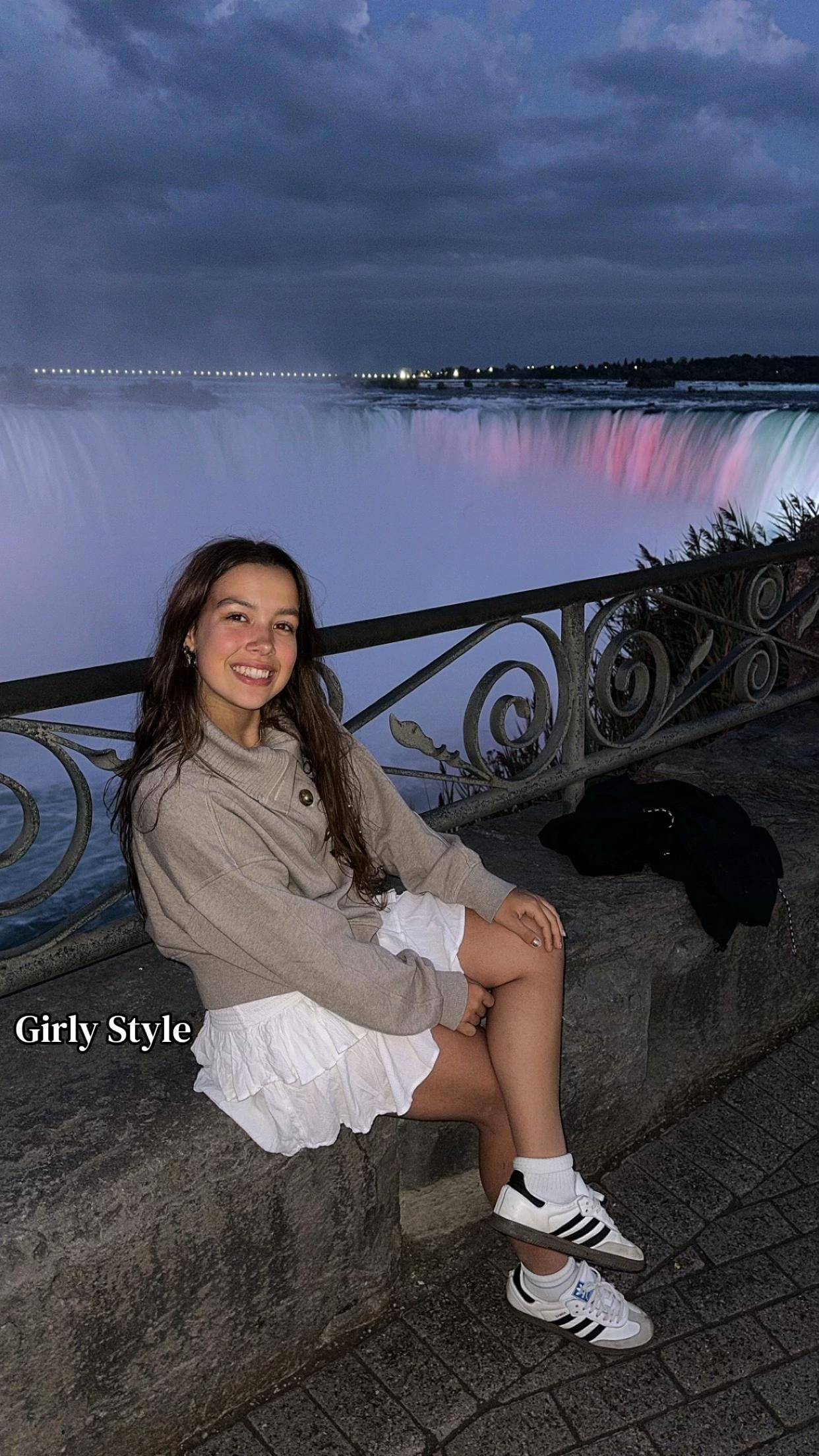 Post 3 by Lauraa on TikTok (video)