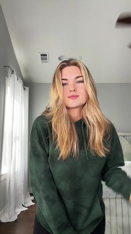 Post 9 by sarahweeksbeauty on TikTok (video)