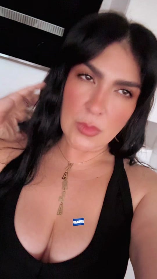 Post 6 by Karla Coto on TikTok (video)