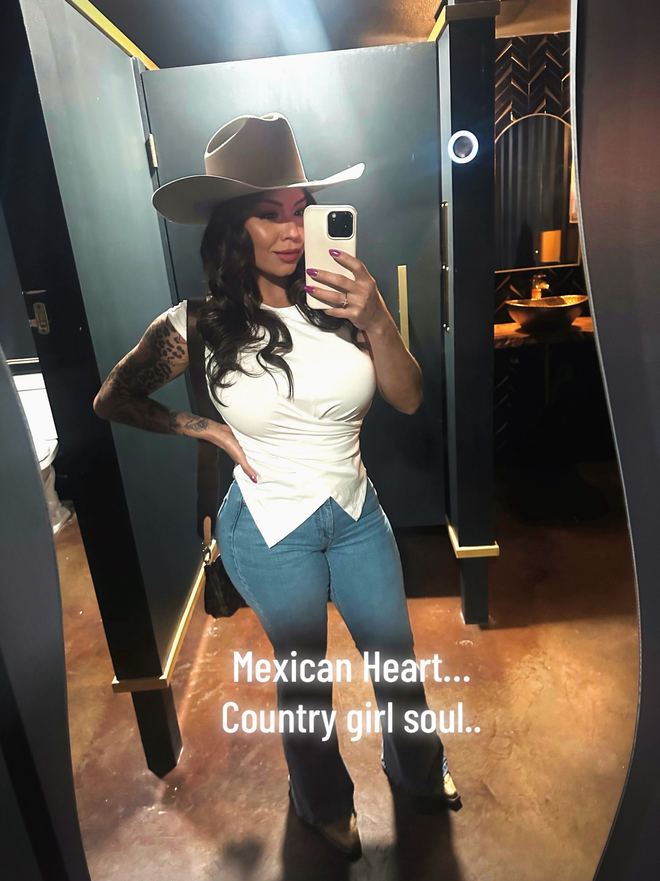 Post 5 by Liv on TikTok (video)