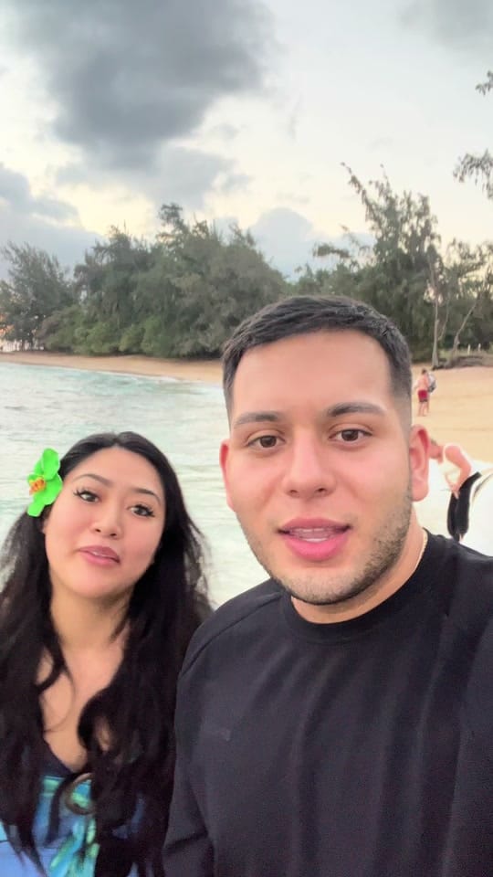 Post 5 by Traveling Undocu | Gabe on TikTok (video)