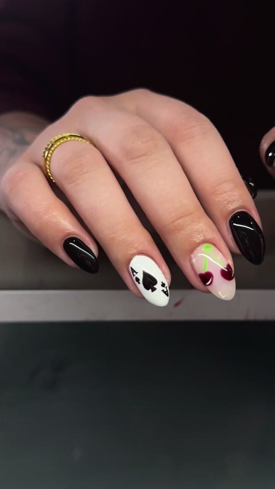 Post 9 by Emma Jane 🐆🎱🤎 on TikTok (video)