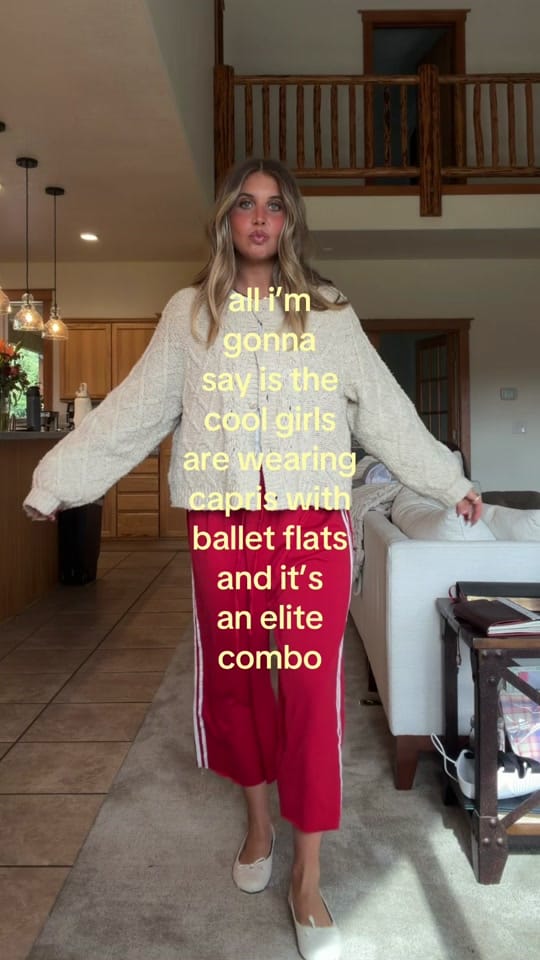 Post 2 by Ellie Sue on TikTok (video)