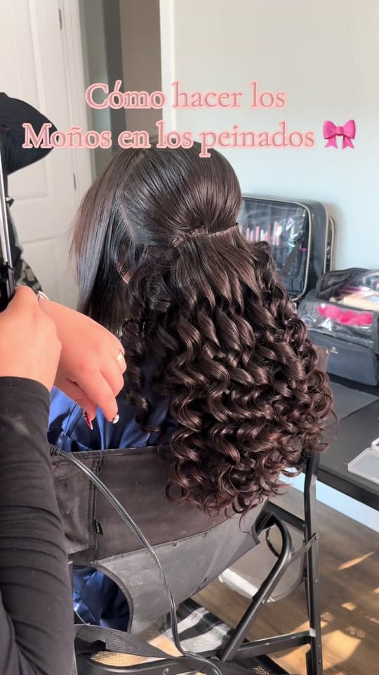 Post 9 by Denisse Makeup & Hair Artist on TikTok (video)