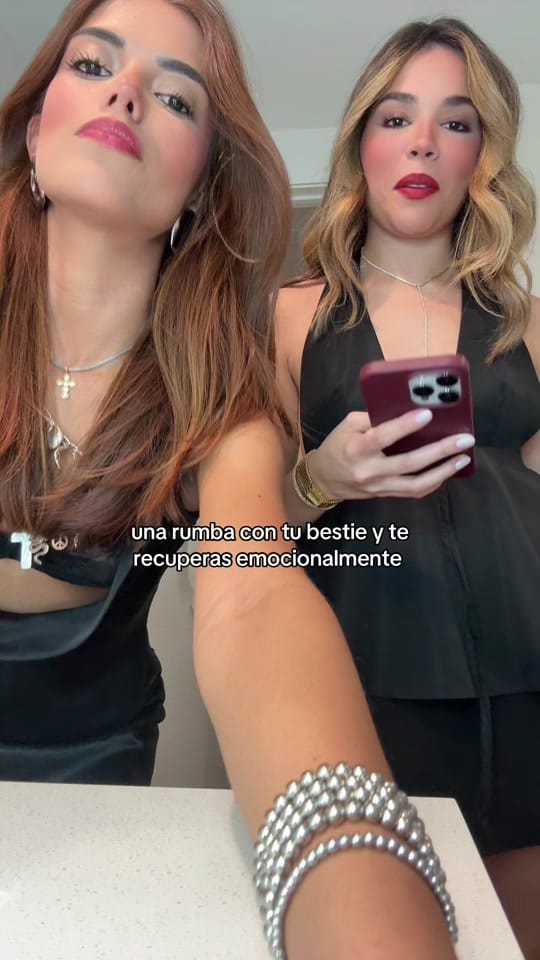Post 6 by Dani Buniak on TikTok (video)