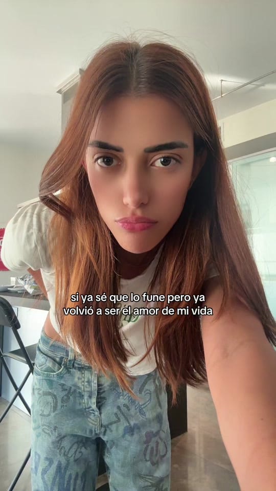 Post 2 by Dani Buniak on TikTok (video)