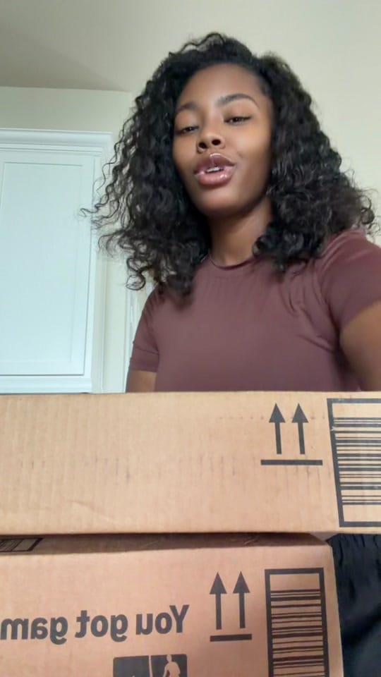 Post 2 by Tierra📚 on TikTok (video)