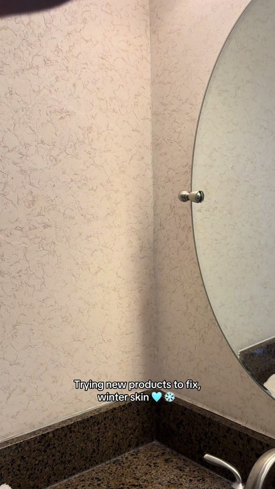 Post 2 by Gabriela Warner on TikTok (video)