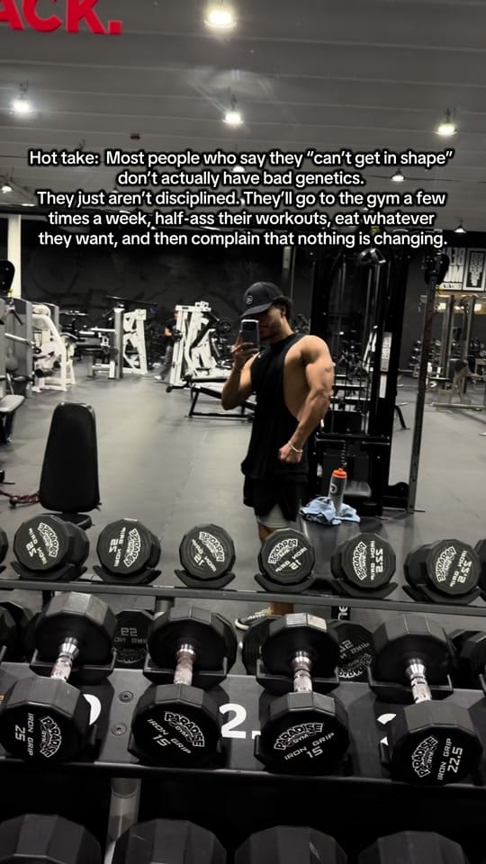 Post 9 by nicoo.fit on TikTok (video)