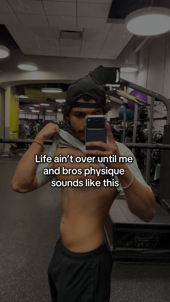 Post 6 by nicoo.fit on TikTok (video)