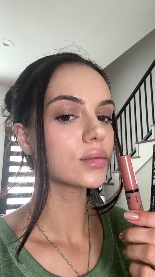 Post 10 by Denitsa Veleva Makeup 💄 on TikTok (video)