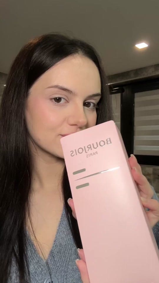 Post 2 by Denitsa Veleva Makeup 💄 on TikTok (video)