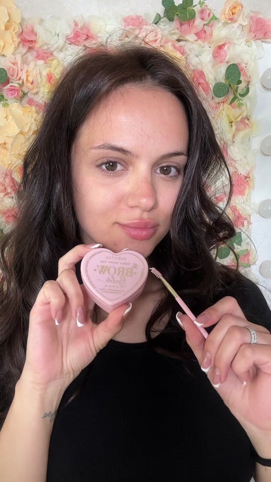 Post 4 by Denitsa Veleva Makeup 💄 on TikTok (video)