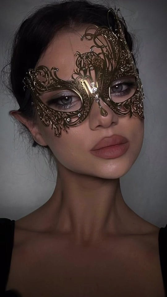 Post 8 by Denitsa Veleva Makeup 💄 on TikTok (video)