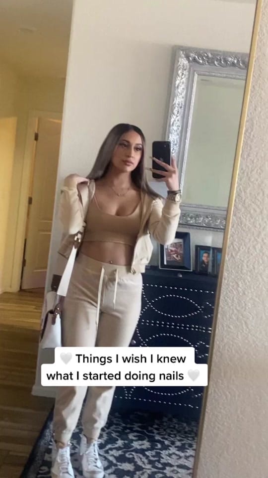 Post 9 by Belen on TikTok (video)
