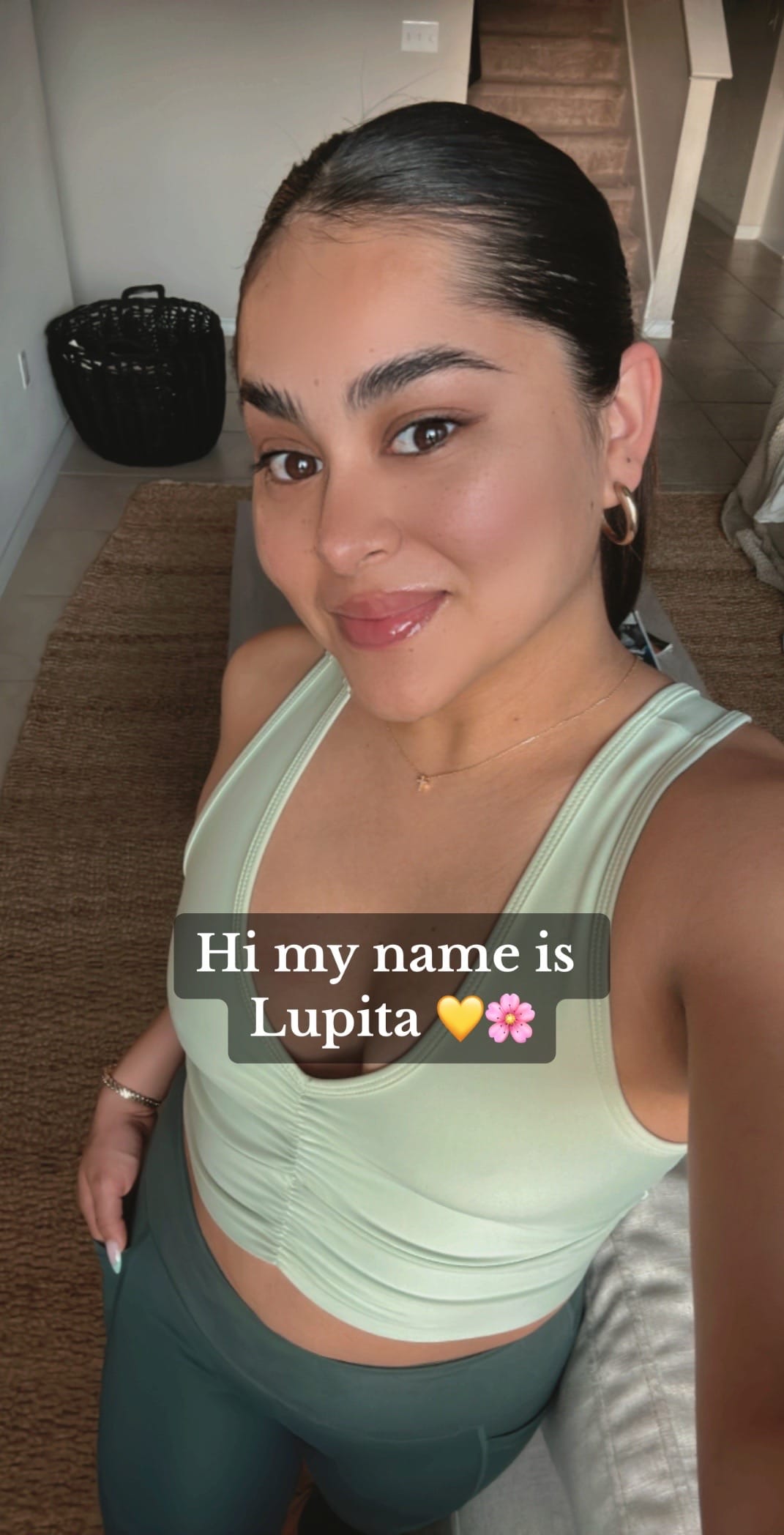 Post 10 by Makeupbypita on TikTok (video)