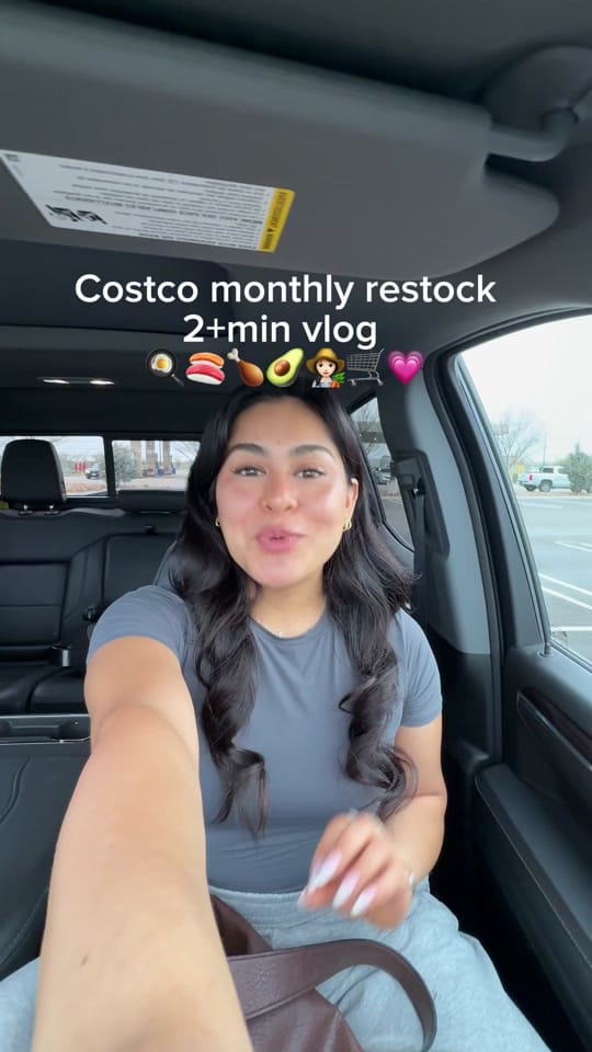 Post 3 by Makeupbypita on TikTok (video)