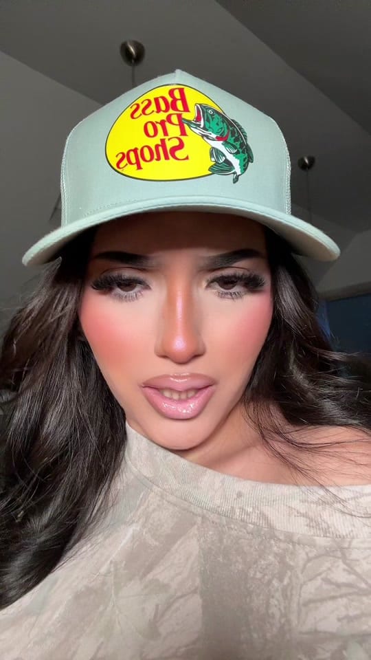 Post 5 by nenabakes on TikTok (video)