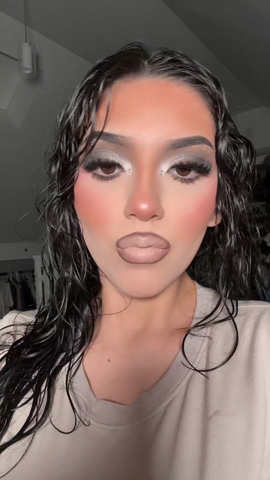 Post 10 by nenabakes on TikTok (video)