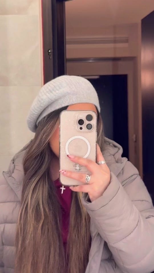 Post 4 by • LESLIE • on TikTok (video)