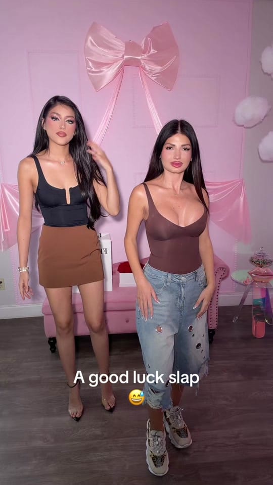 Post 1 by Elvira MUA on TikTok (video)