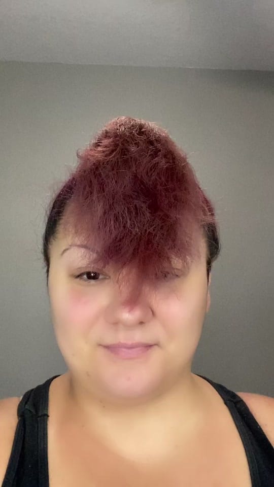 Post 10 by Makeupbylaura2233 on TikTok (video)