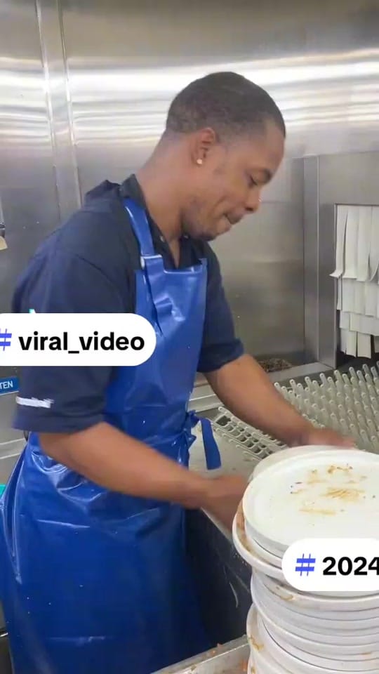 Post 10 by ministry.of.labor6 on TikTok (video)