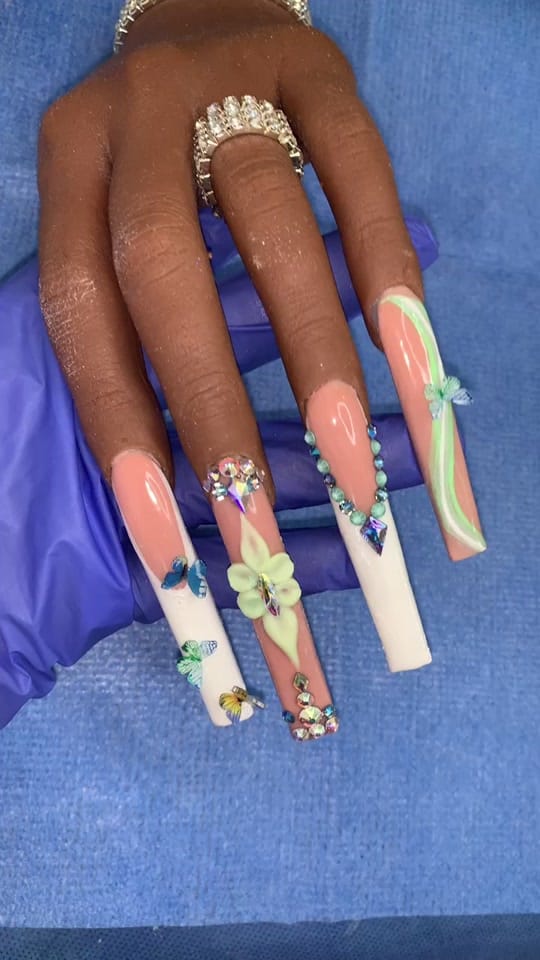Post 10 by ICEY.NAILSS on TikTok (video)