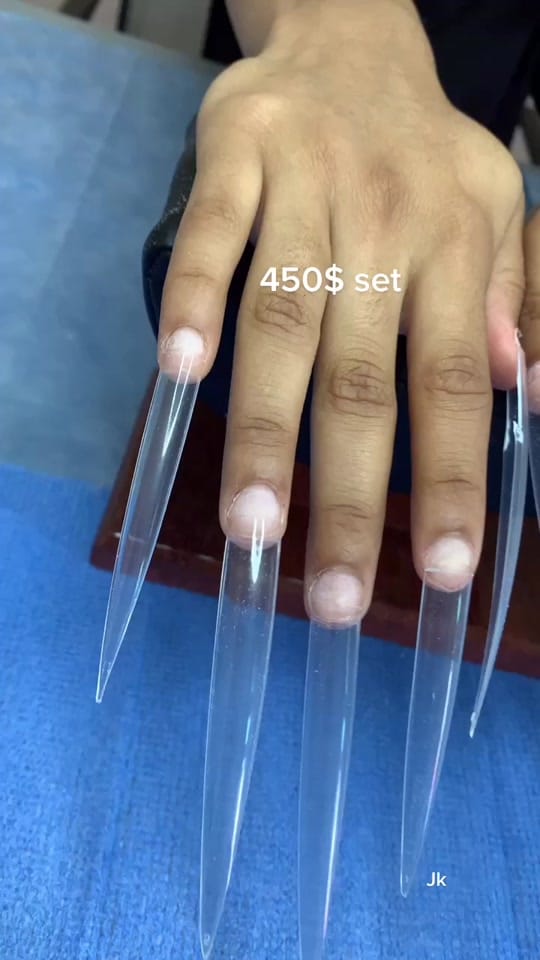 Post 9 by ICEY.NAILSS on TikTok (video)