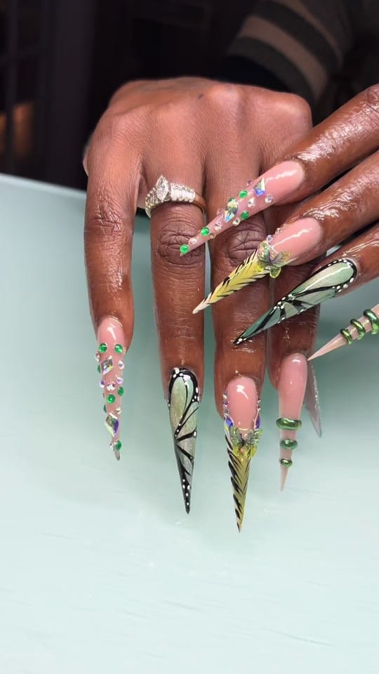 Post 6 by ICEY.NAILSS on TikTok (video)