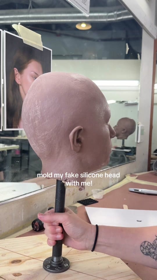 Post 3 by izzyzavareei on TikTok (video)