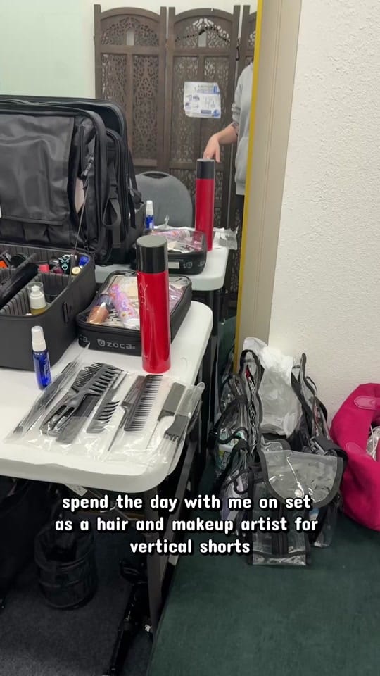 Post 6 by izzyzavareei on TikTok (video)