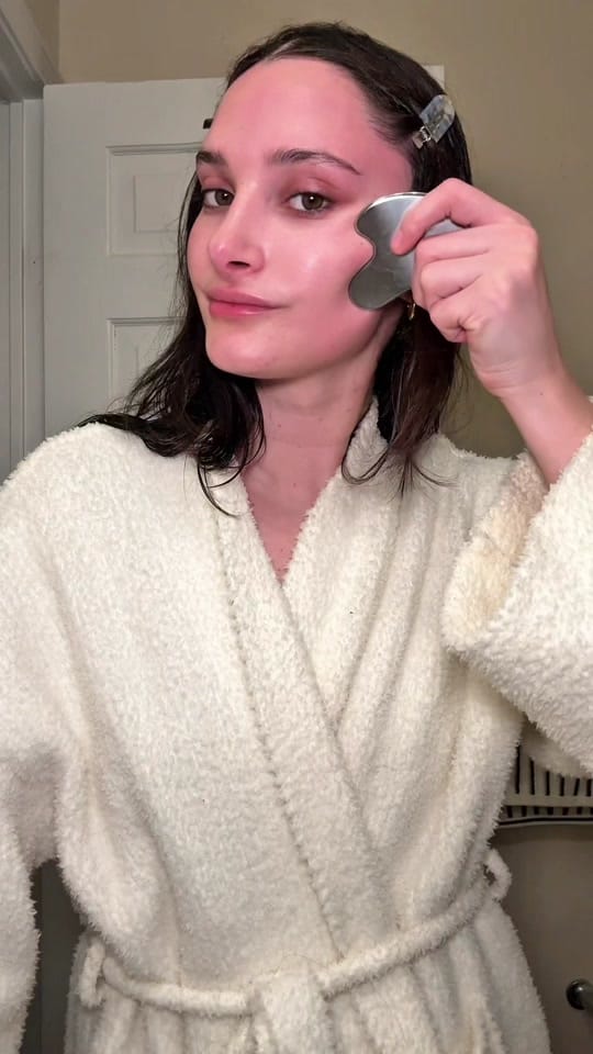 Post 6 by Alexis on TikTok (video)