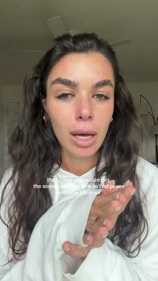 Post 3 by Carolina Cabassa on TikTok (video)