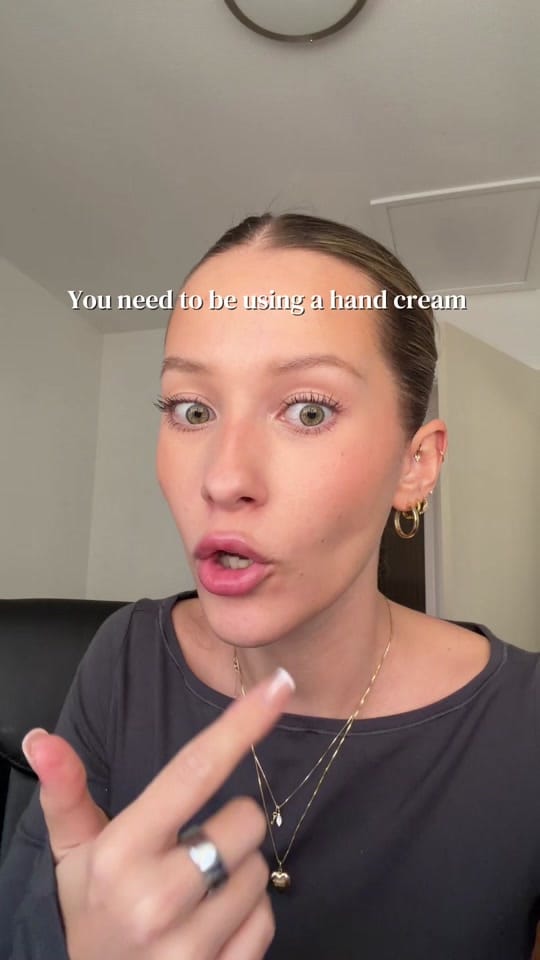 Post 7 by TrueGreta on TikTok (video)