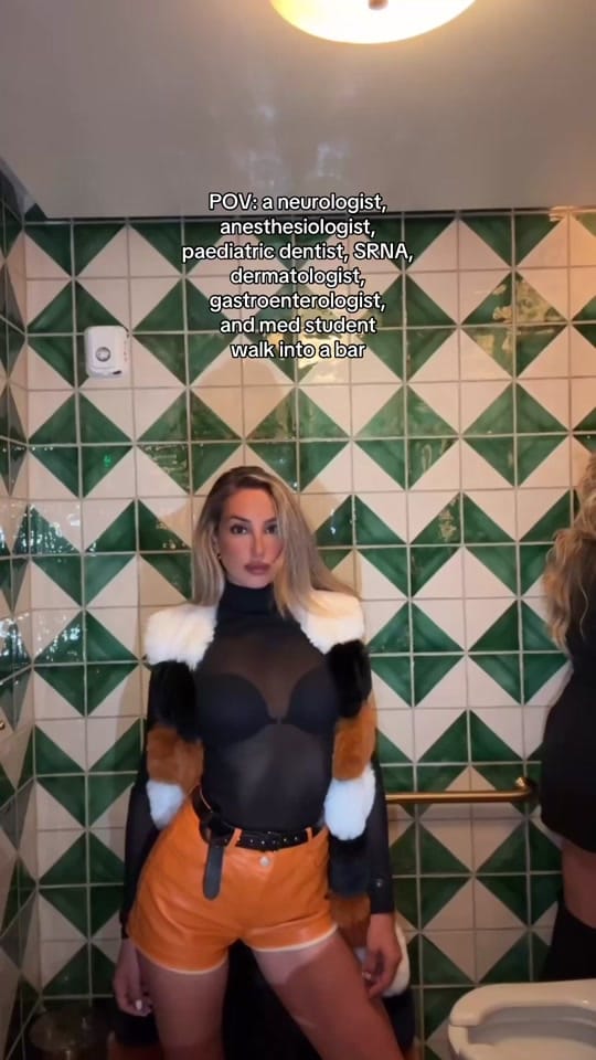 Post 3 by Georgia-Rose | Medical Student on TikTok (video)