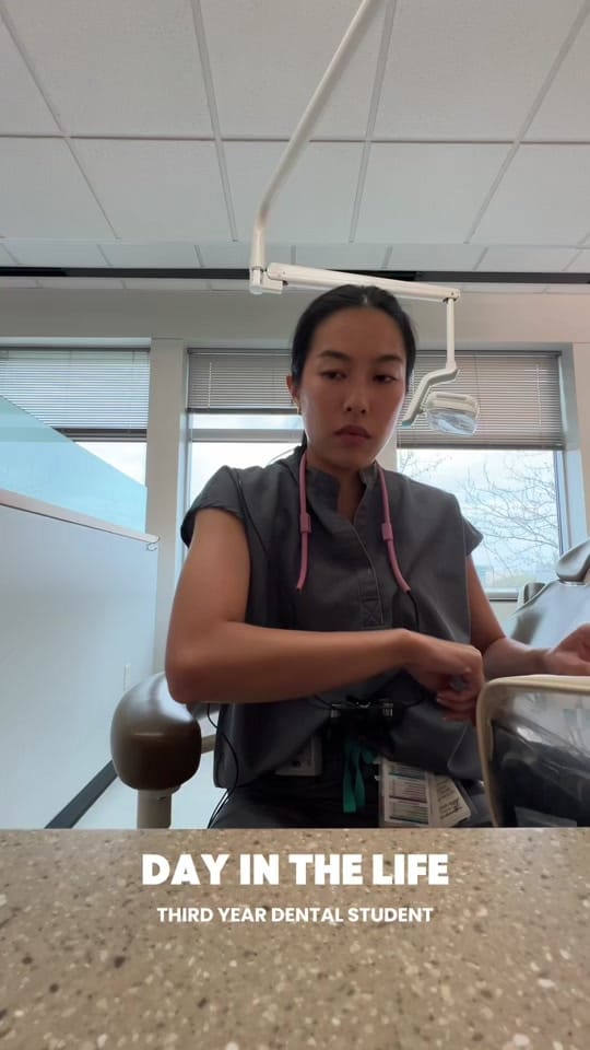 Post 4 by Isabella T. | Dental Student on TikTok (video)