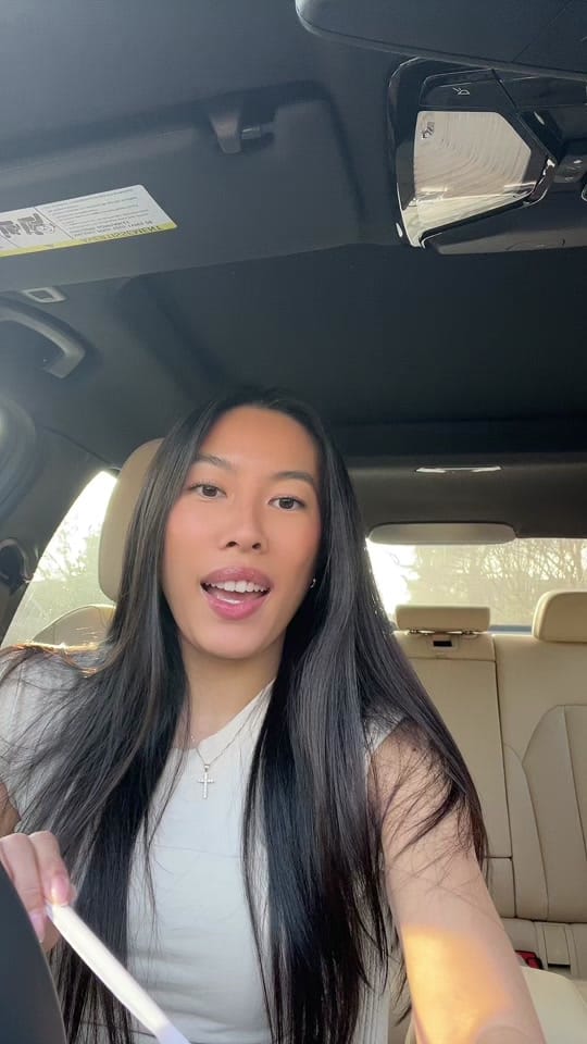 Post 3 by Isabella T. | Dental Student on TikTok (video)