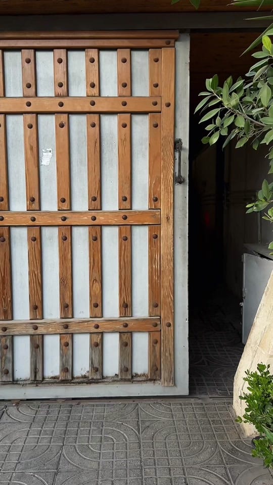 Post 2 by Yahia Hawwari on TikTok (video)