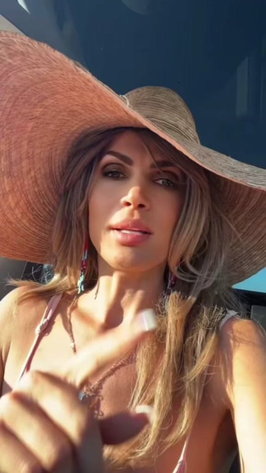 Post 2 by fabulu on TikTok (video)