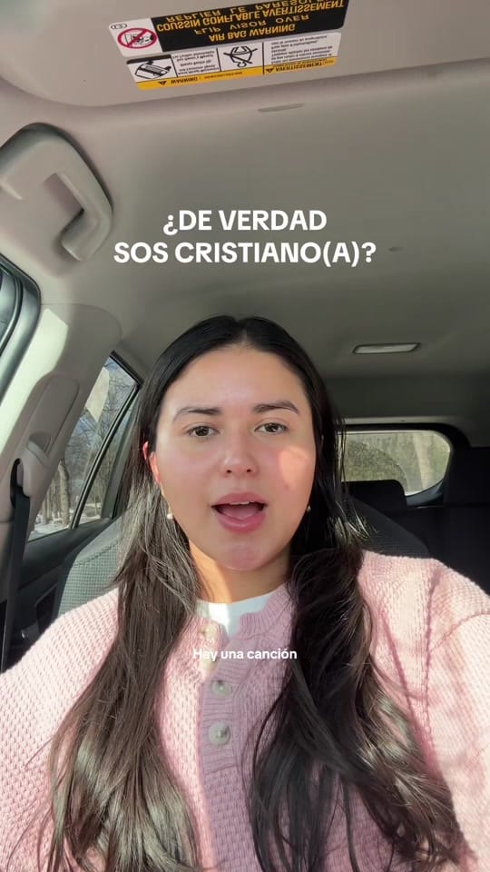Post 3 by dulce 🍬 too sassy makeup on TikTok (video)