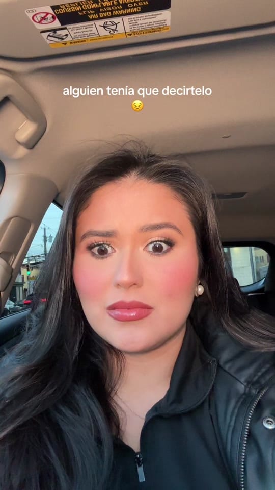 Post 6 by dulce 🍬 too sassy makeup on TikTok (video)