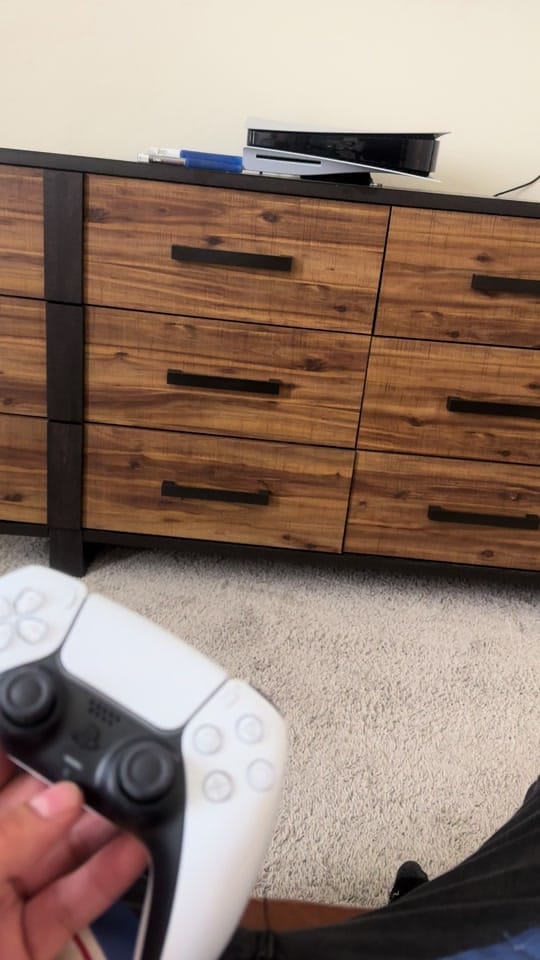 Post 2 by Eduardo Paz on TikTok (video)