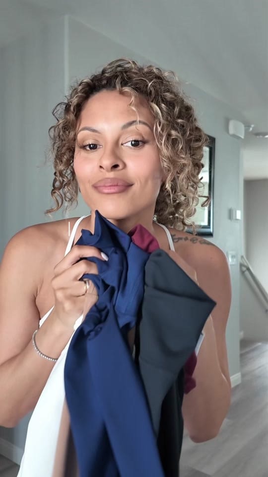 Post 3 by Adrianna Brown on TikTok (video)