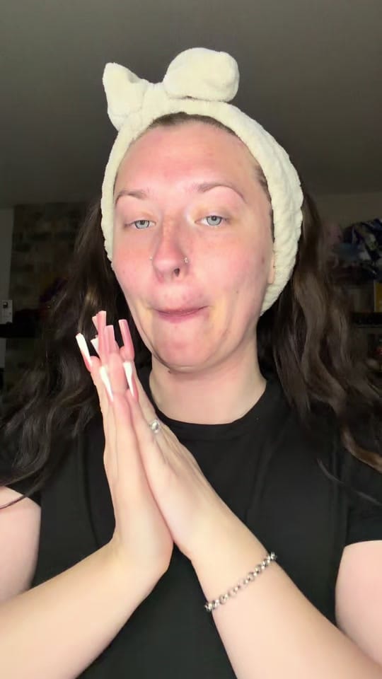 Post 4 by itssskarriee 💗 on TikTok (video)