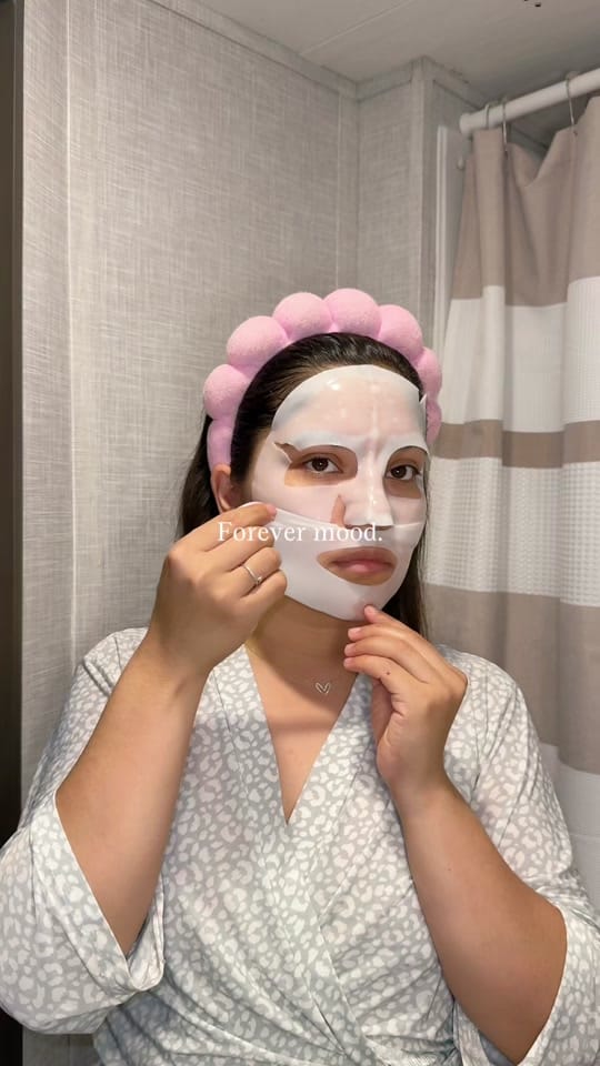 Post 2 by Jasmine Cruz on TikTok (video)