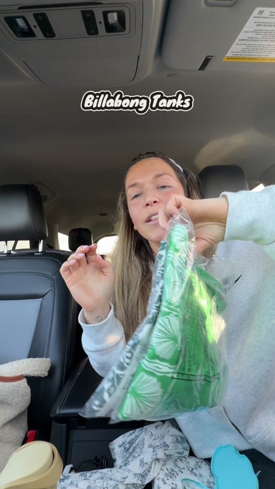 Post 5 by Nik on TikTok (video)