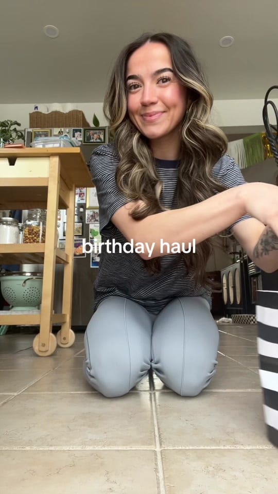 Post 3 by Gianna Cusato on TikTok (video)