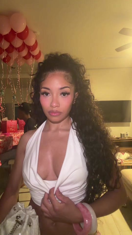 Post 7 by Cianni Mariah on TikTok (video)