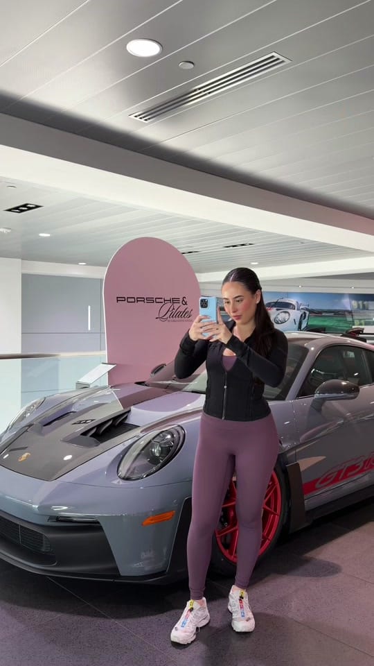 Post 8 by MELANIE ELISA on TikTok (video)